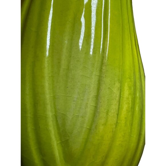 Vintage Celery Salt  and Pepper Shaker Set - Picture 6 of 11